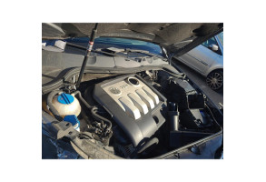 Malle/Hayon arriere VOLKSWAGEN PASSAT 5 Photo n°6