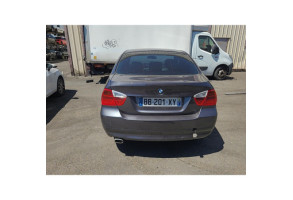 Feu arriere stop central BMW SERIE 3 E90 Photo n°17