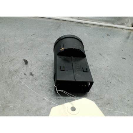 Commodo phare VOLKSWAGEN POLO 4