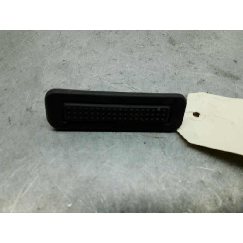Bouton de coffre FIAT TIPO 2 Photo n°1
