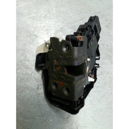 Serrure avant droit FORD C-MAX 1