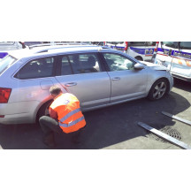 Leve vitre electrique avant gauche SKODA OCTAVIA 3 Photo n°5
