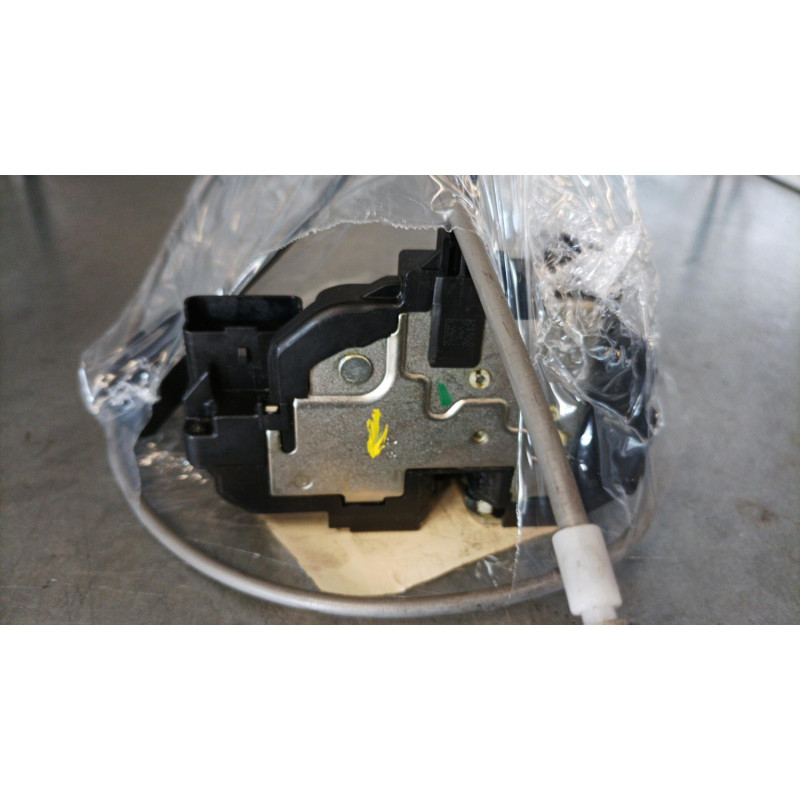 Serrure avant droit NISSAN NOTE 1 Photo n°1