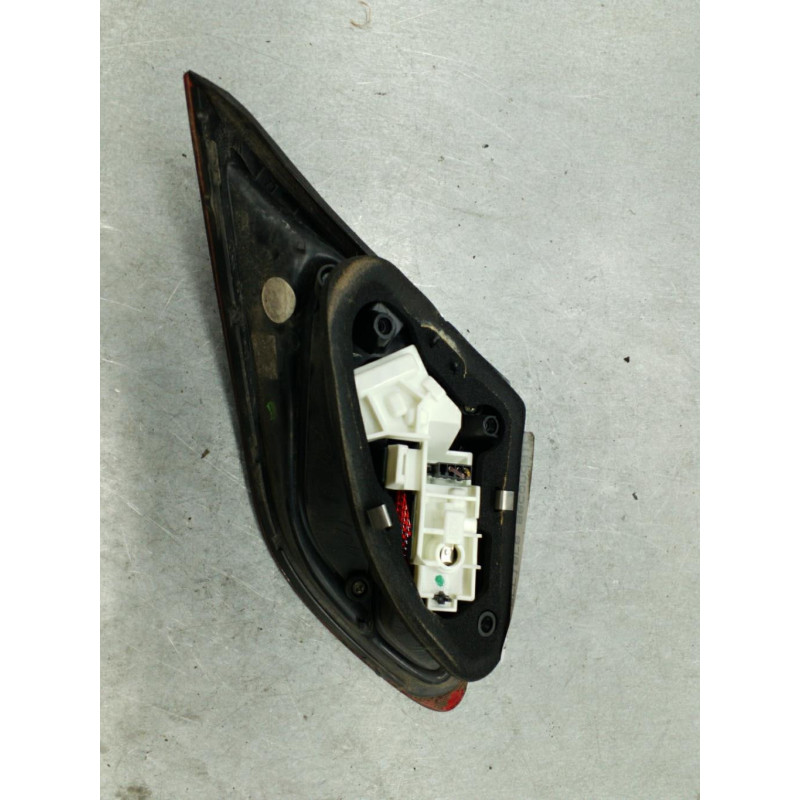 Feu arriere secondaire gauche (feux) OPEL ASTRA J Photo n°2