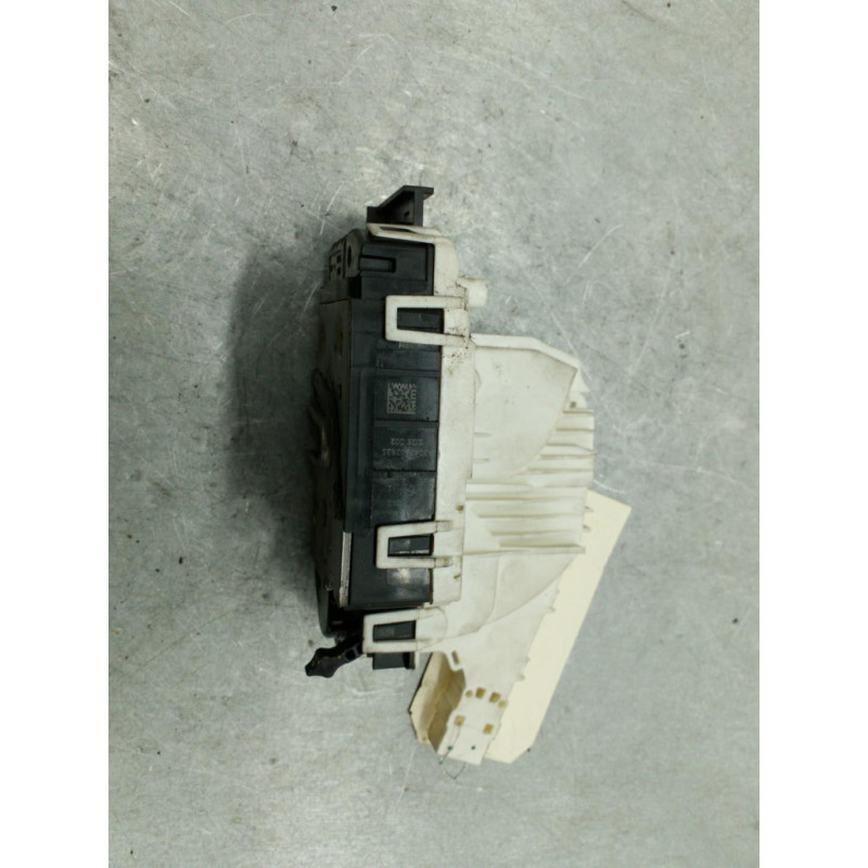 Serrure arriere droit MERCEDES CLASSE A 176 Photo n°2