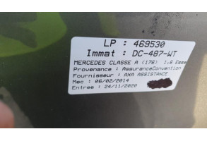 Verin de coffre MERCEDES CLASSE A 176 Photo n°7