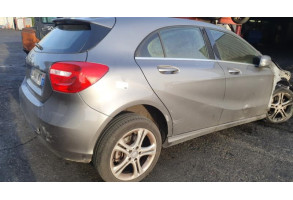 Verin de coffre MERCEDES CLASSE A 176 Photo n°12