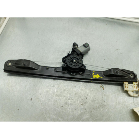 Leve vitre electrique avant droit FIAT PANDA 3