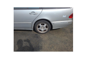 Feu arriere secondaire droit (feux) MERCEDES CLASSE E 210 Photo n°6