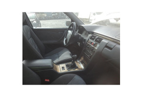 Feu arriere secondaire droit (feux) MERCEDES CLASSE E 210 Photo n°8
