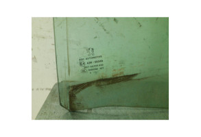 Vitre arriere gauche PEUGEOT 308 1 SW Photo n°1