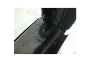 Renfort pare choc arriere (traverse) FORD PUMA 2 Photo n°1