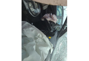Verin de coffre FORD PUMA 2 Photo n°9