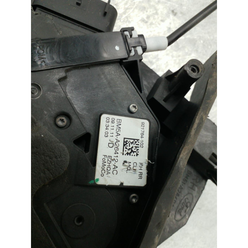 Serrure arriere droit FORD FOCUS 3 Photo n°1