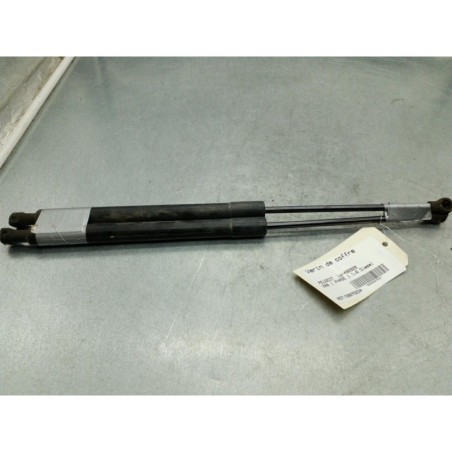 Verin de coffre PEUGEOT 208 1