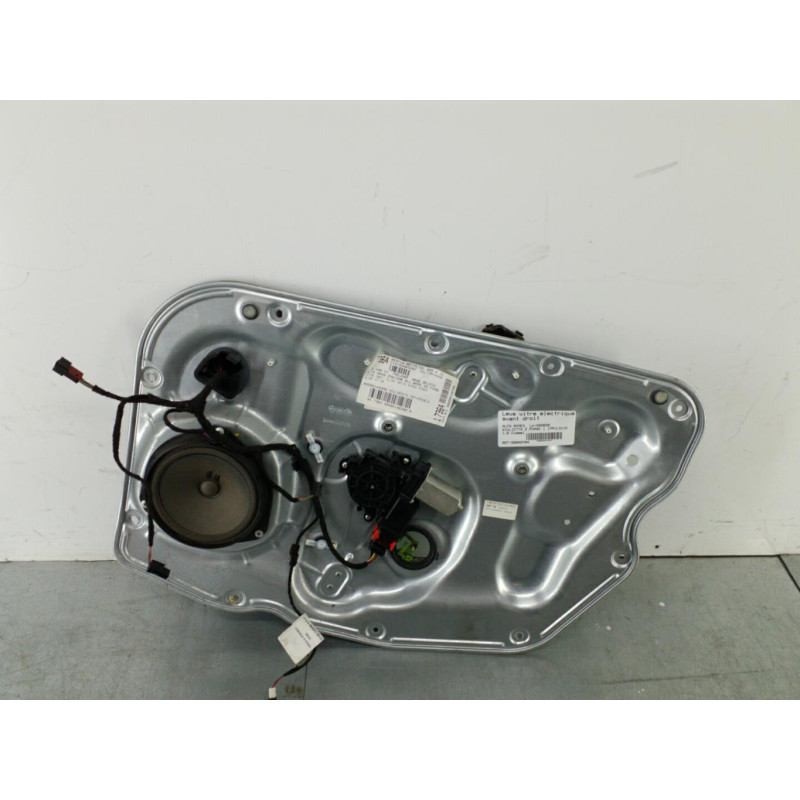 Leve vitre electrique avant droit ALFA ROMEO GIULIETTA 2 Photo n°1