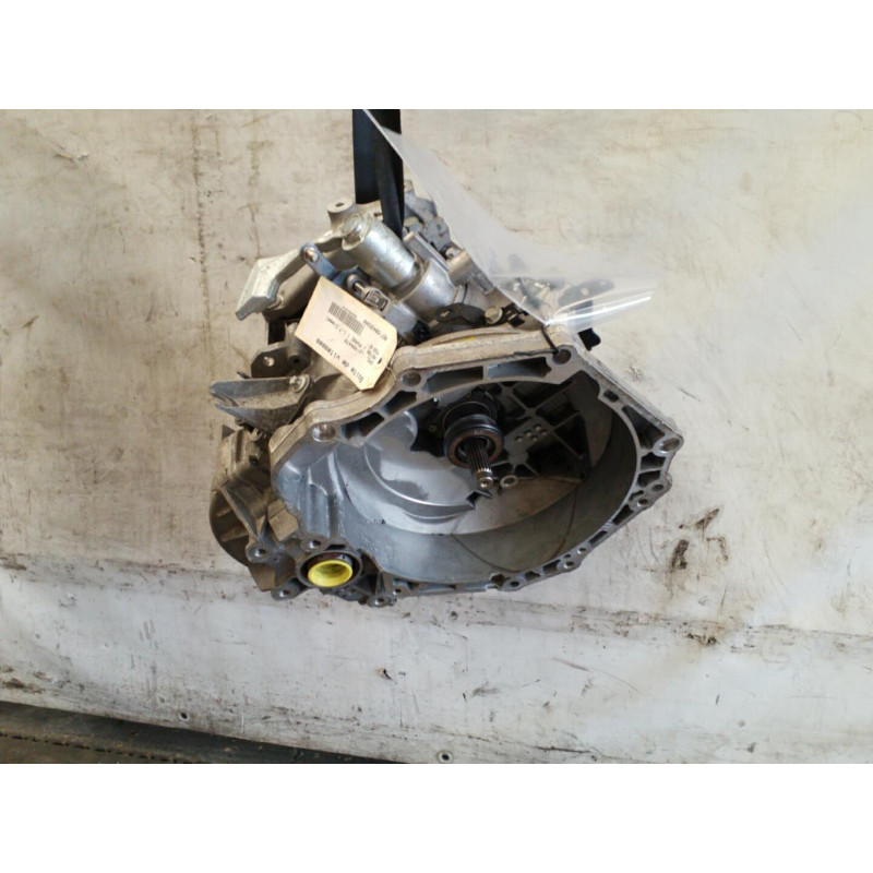 Boite de vitesses OPEL ASTRA J Photo n°1