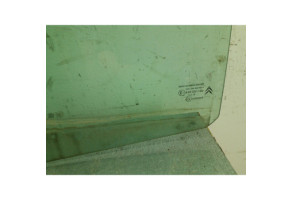 Vitre arriere droit CITROEN C4 PICASSO 1 Photo n°1