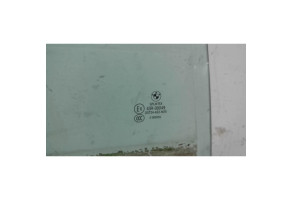 Vitre arriere droit BMW SERIE 5 E61 Photo n°1