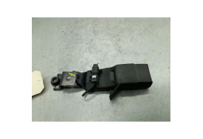 Attache ceinture arriere droit TOYOTA AVENSIS 3 Photo n°2