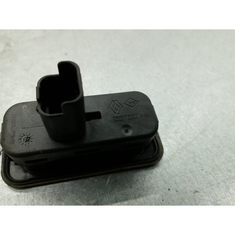 Bouton de coffre RENAULT SCENIC 3 Photo n°1