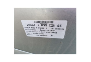 Feu arriere secondaire droit (feux) MAZDA 626 4 Photo n°7