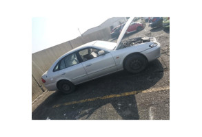 Feu arriere secondaire droit (feux) MAZDA 626 4 Photo n°9
