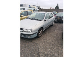 Plage arriere RENAULT MEGANE 1 Photo n°11