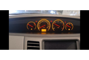 Verin de coffre NISSAN PRIMERA 4 Photo n°9
