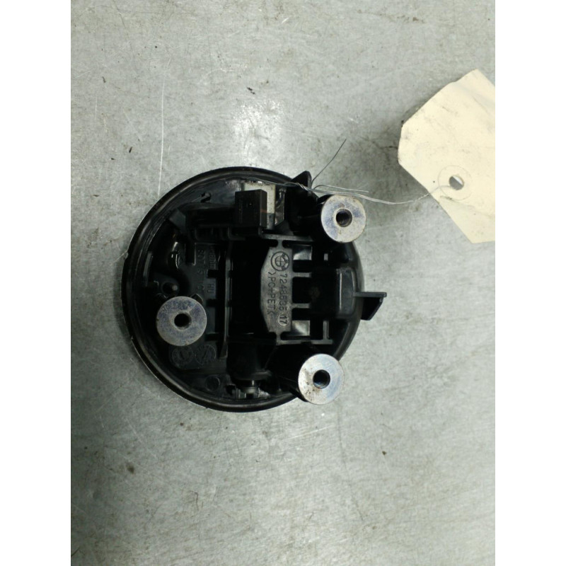 Bouton de coffre BMW SERIE 1 F21 Photo n°1