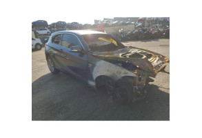 Bouton de coffre BMW SERIE 1 F21 Photo n°4