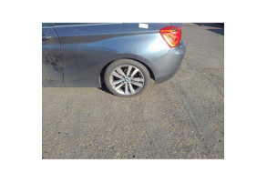 Bouton de coffre BMW SERIE 1 F21 Photo n°12