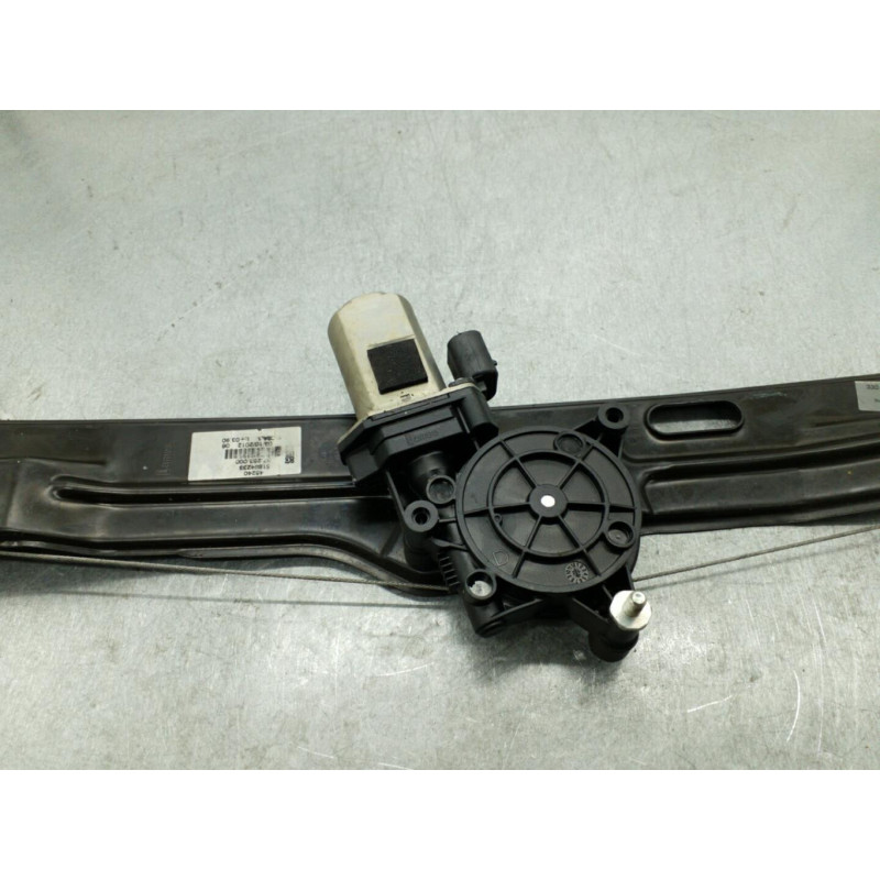 Leve vitre electrique avant droit FIAT 500L Photo n°1