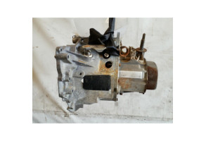 Boite de vitesses PEUGEOT 205 Photo n°2