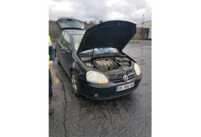 Feu arriere secondaire gauche (feux) VOLKSWAGEN GOLF 5 Photo n°3