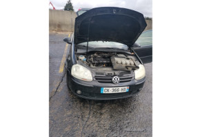 Feu arriere secondaire gauche (feux) VOLKSWAGEN GOLF 5 Photo n°8