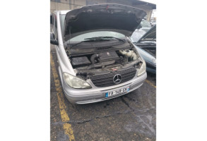Verin de coffre MERCEDES VITO 639 Photo n°7