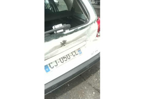 Verin de coffre PEUGEOT 207 Photo n°13