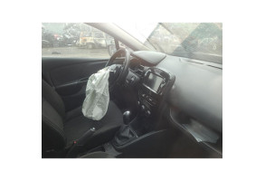 Feu arriere secondaire droit (feux) RENAULT CLIO 4 Photo n°11