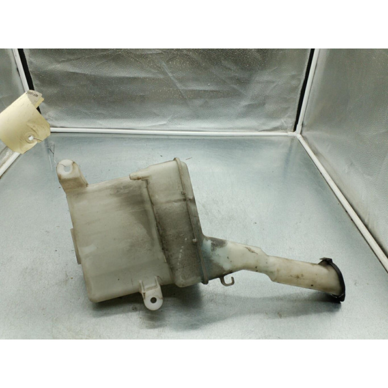 Vase de lave glace TOYOTA YARIS VERSO Photo n°1