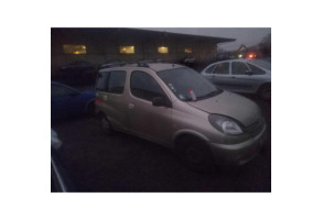 Vase de lave glace TOYOTA YARIS VERSO Photo n°8