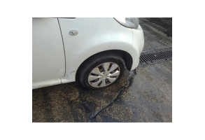 Verin de coffre CITROEN C1 1 Photo n°10