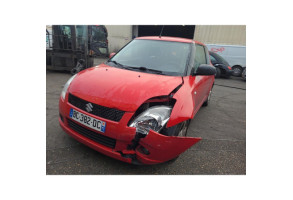 Verin de coffre SUZUKI SWIFT 3 Photo n°14