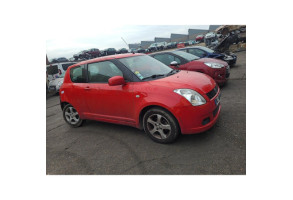 Verin de coffre SUZUKI SWIFT 3 Photo n°20