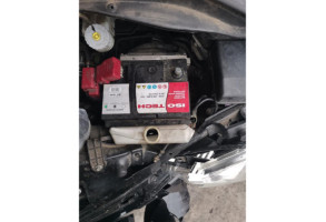 Verin de coffre SUZUKI SWIFT 3 Photo n°9