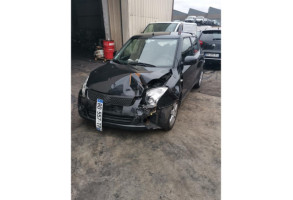 Verin de coffre SUZUKI SWIFT 3 Photo n°12