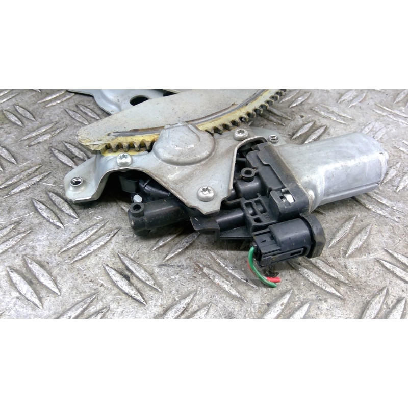 Leve vitre electrique avant droit SUZUKI SX4 1 Photo n°1