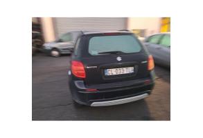Verin de coffre SUZUKI SX4 1 Photo n°4