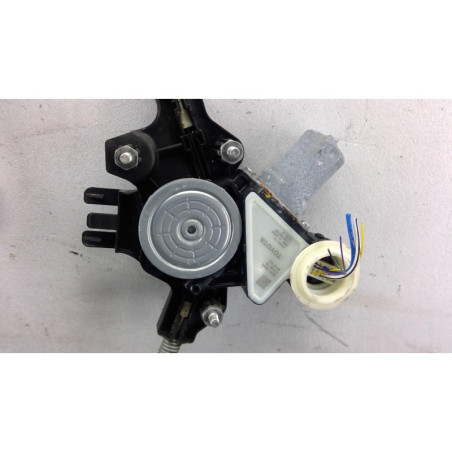 Leve vitre electrique avant gauche TOYOTA COROLLA E21