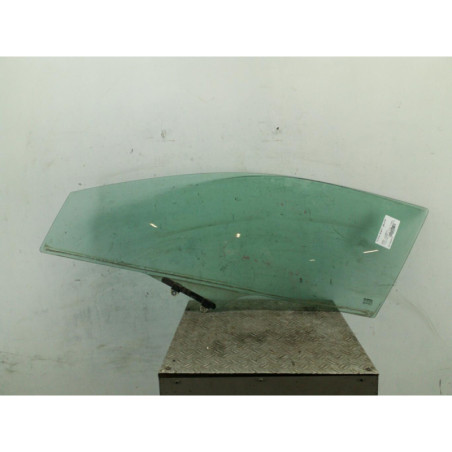 Vitre avant gauche HONDA CIVIC 8